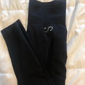 Scrunch bum Curves n Combatboots